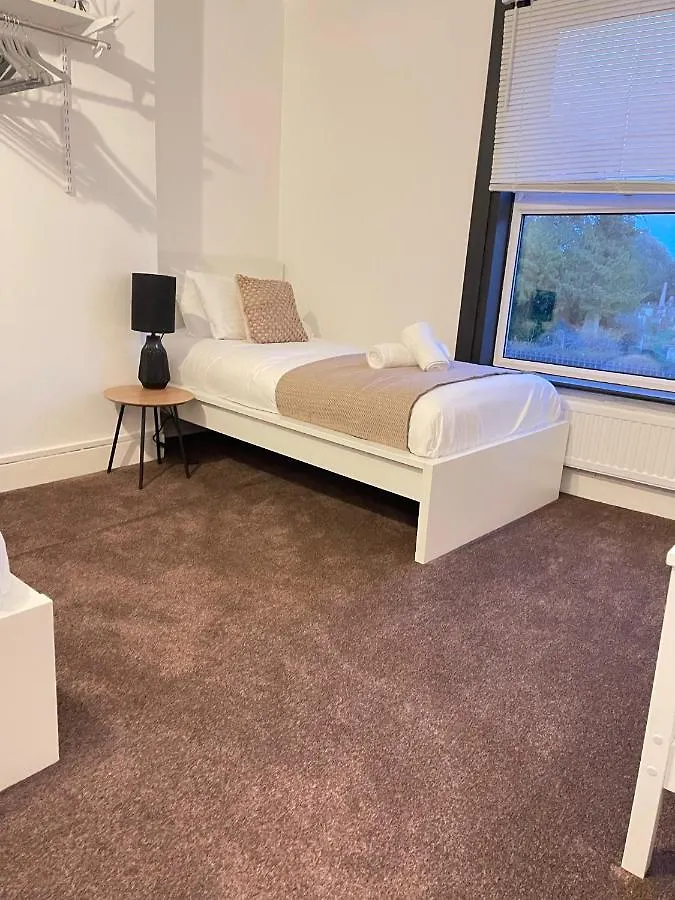 Jasper's Pet-Friendly Family Haven Villa Cambridge  Cambridge (Cambridgeshire)