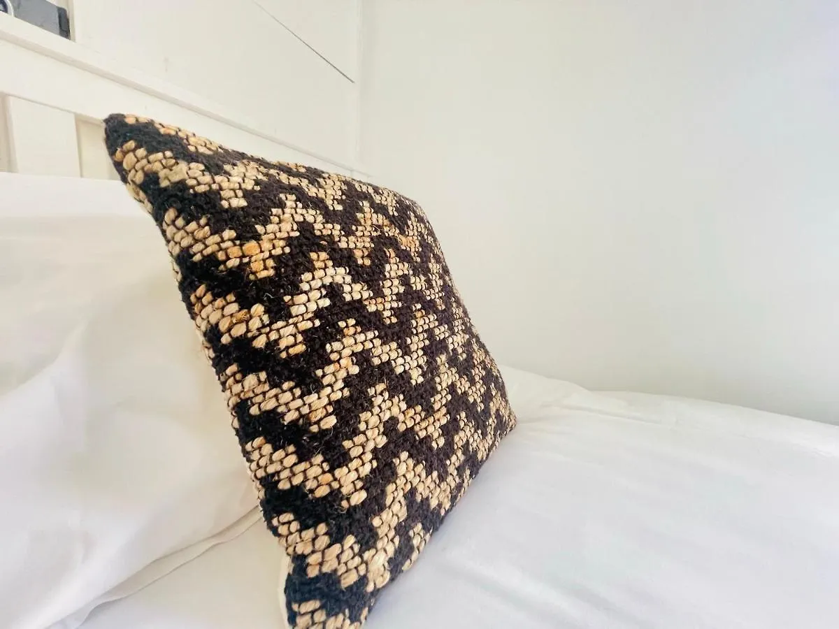 Holiday home Jasper's Pet-Friendly Family Haven Villa Cambridge