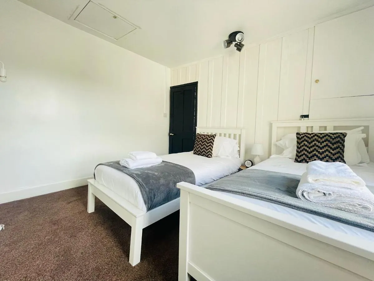 Jasper's Pet-Friendly Family Haven Villa Cambridge  0*, Cambridge (Cambridgeshire)